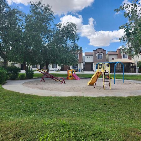 Casa A 5 Min., Del Consulado Americano Ciudad Juárez Esterno foto